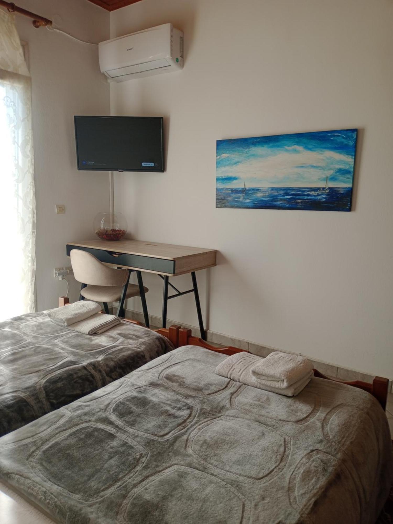 Iliana Apartment *